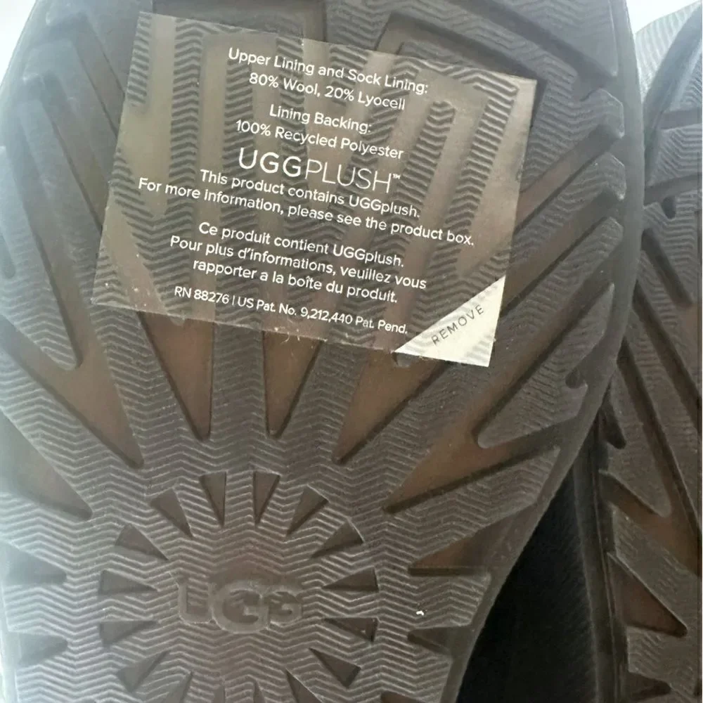UGG women classic